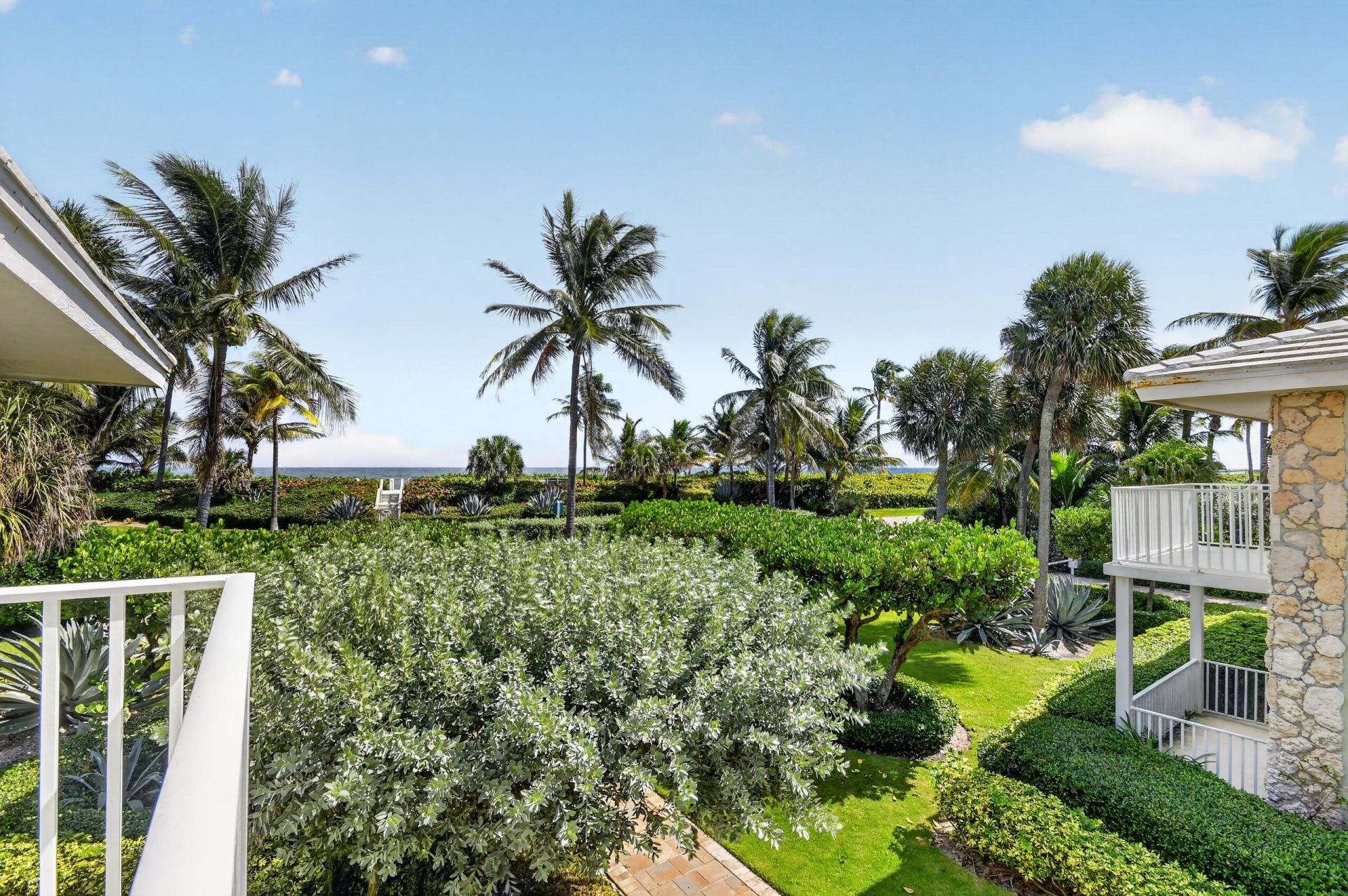 5500 Old Ocean Boulevard, Unit 210, Ocean Ridge, FL 33435 Photo