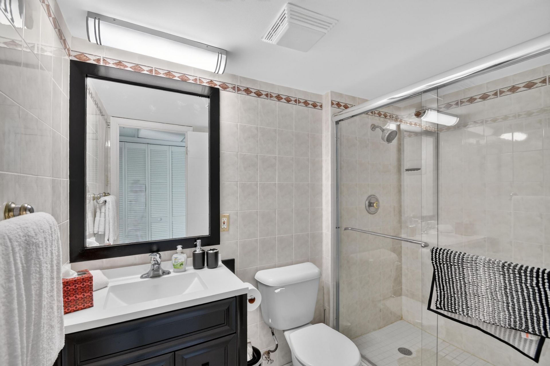 5500 Old Ocean Boulevard, Unit 210, Ocean Ridge, FL 33435 Photo