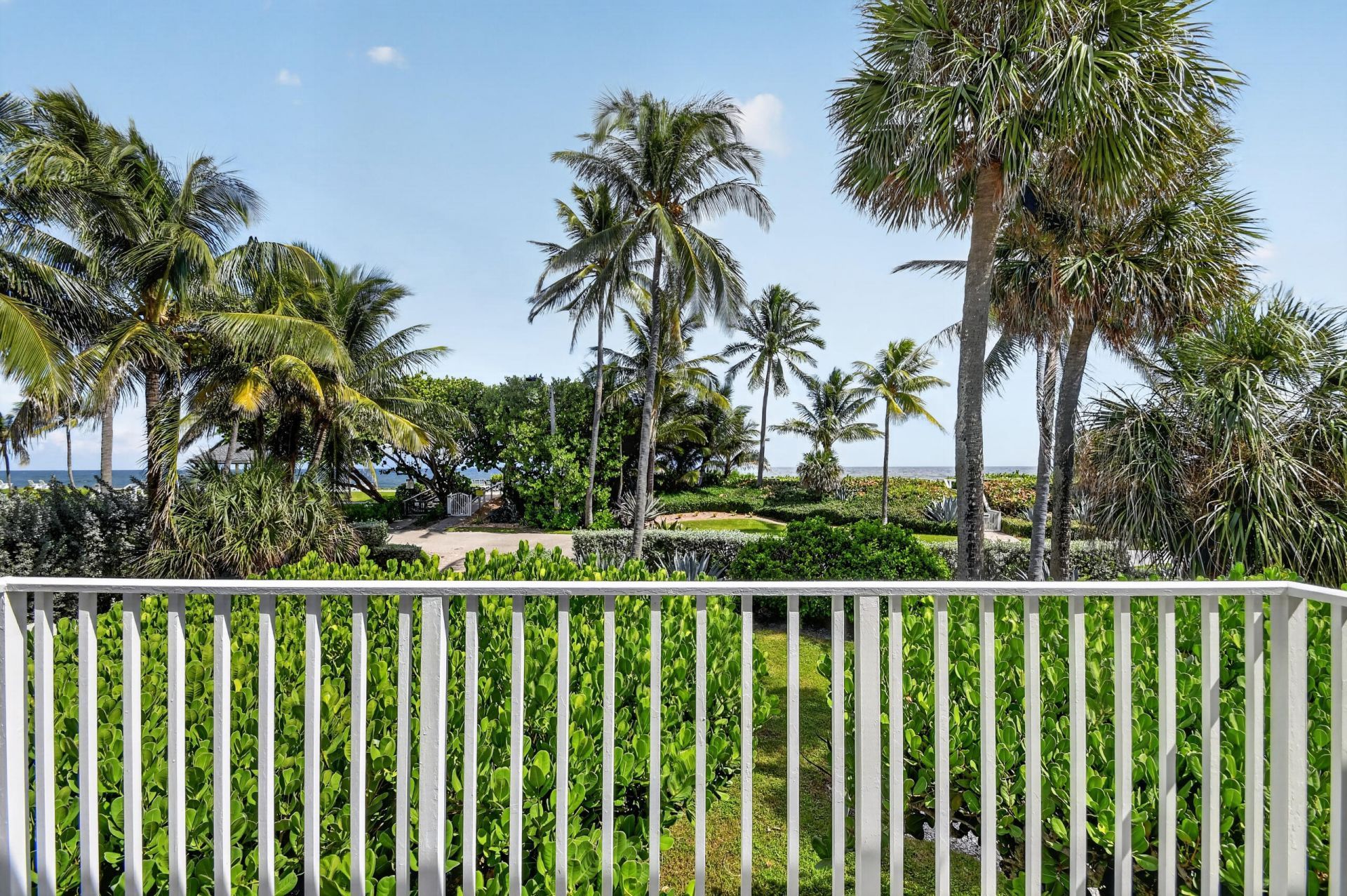5500 Old Ocean Boulevard, Unit 210, Ocean Ridge, FL 33435 Photo
