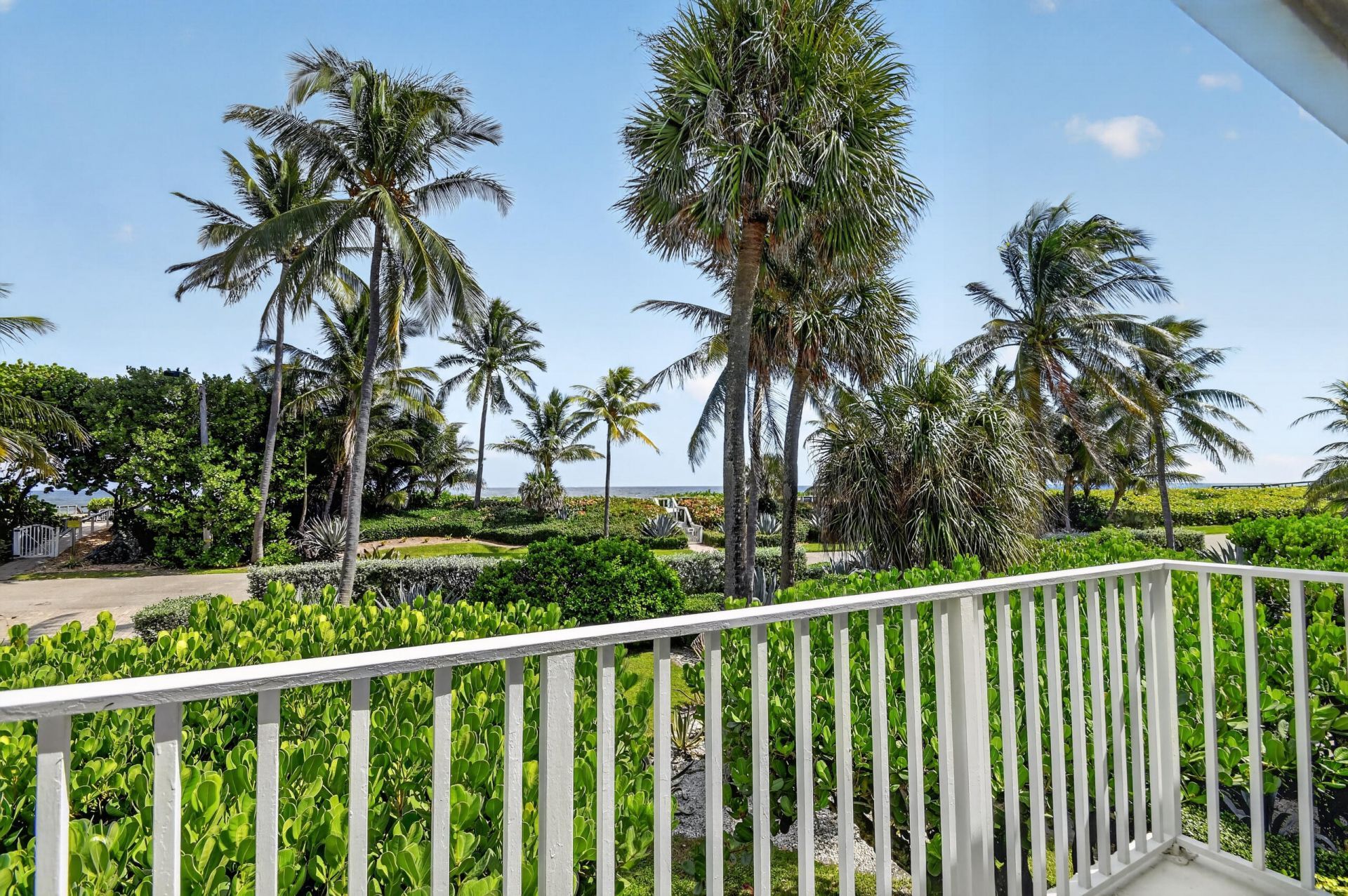 5500 Old Ocean Boulevard, Unit 210, Ocean Ridge, FL 33435 Photo