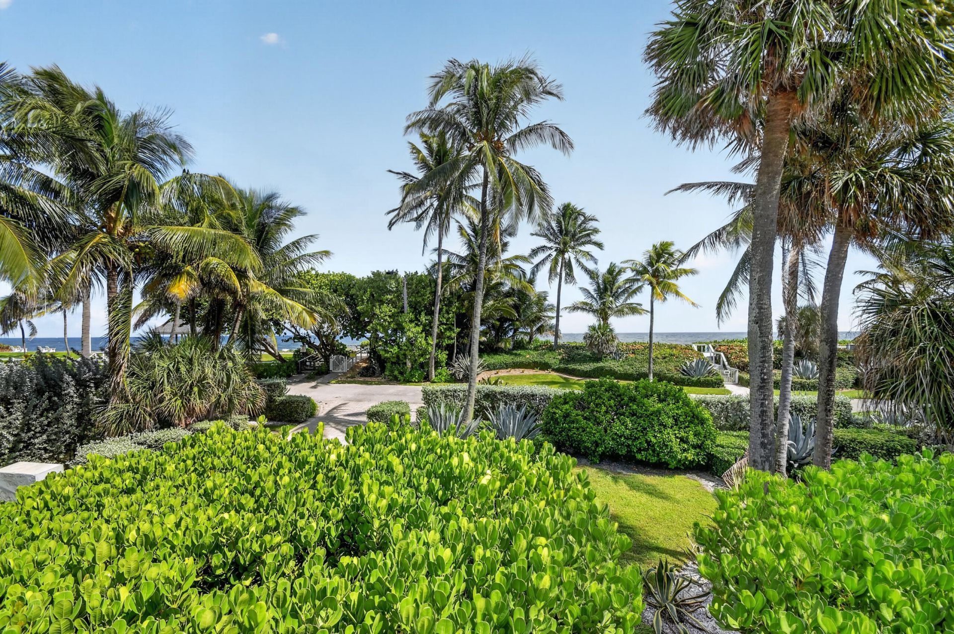 5500 Old Ocean Boulevard, Unit 210, Ocean Ridge, FL 33435 Photo
