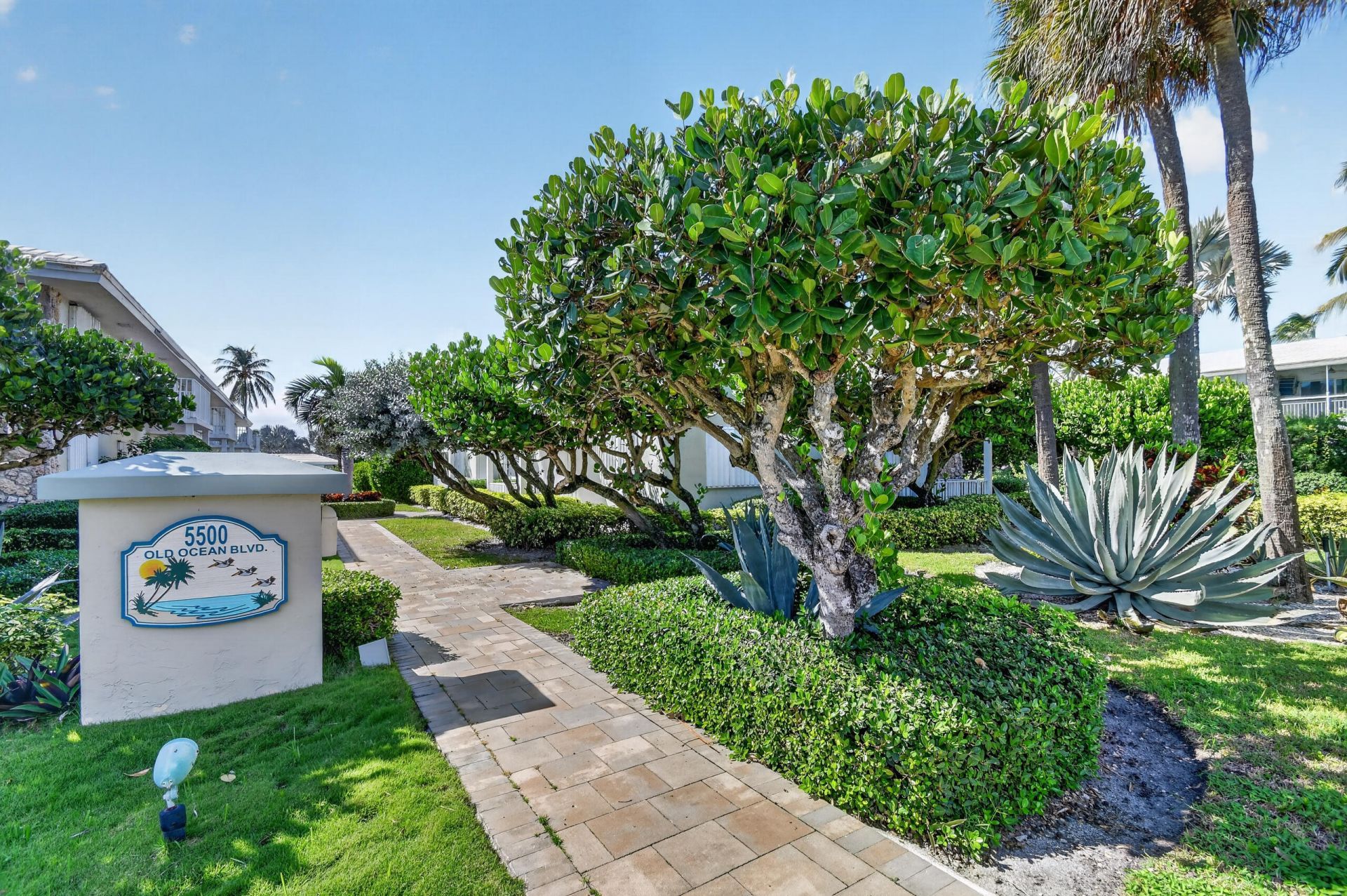 5500 Old Ocean Boulevard, Unit 210, Ocean Ridge, FL 33435 Photo