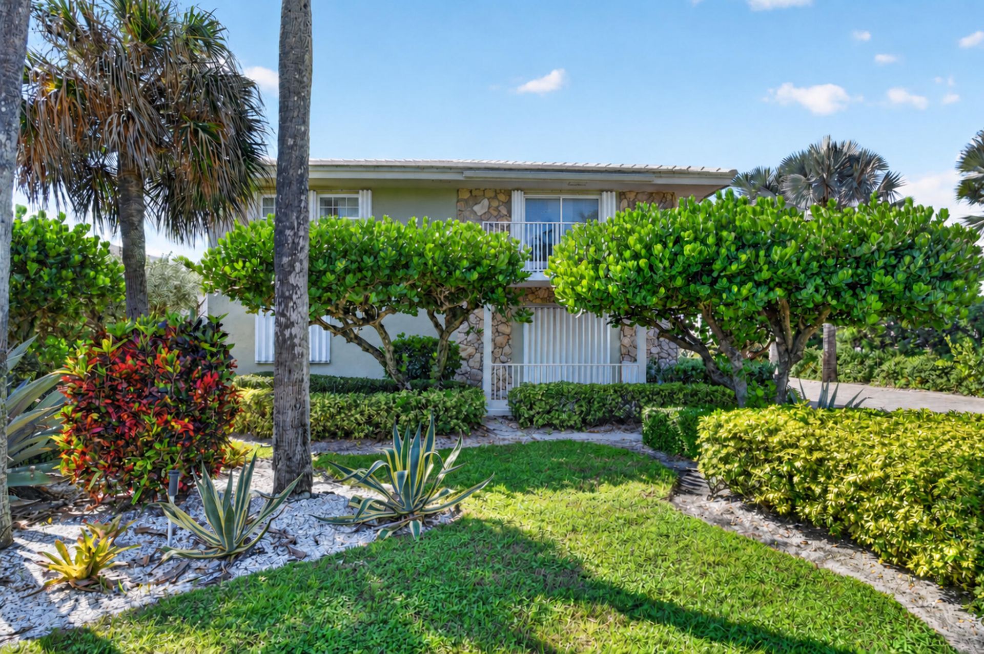 5500 Old Ocean Boulevard, Unit 210, Ocean Ridge, FL 33435 Photo