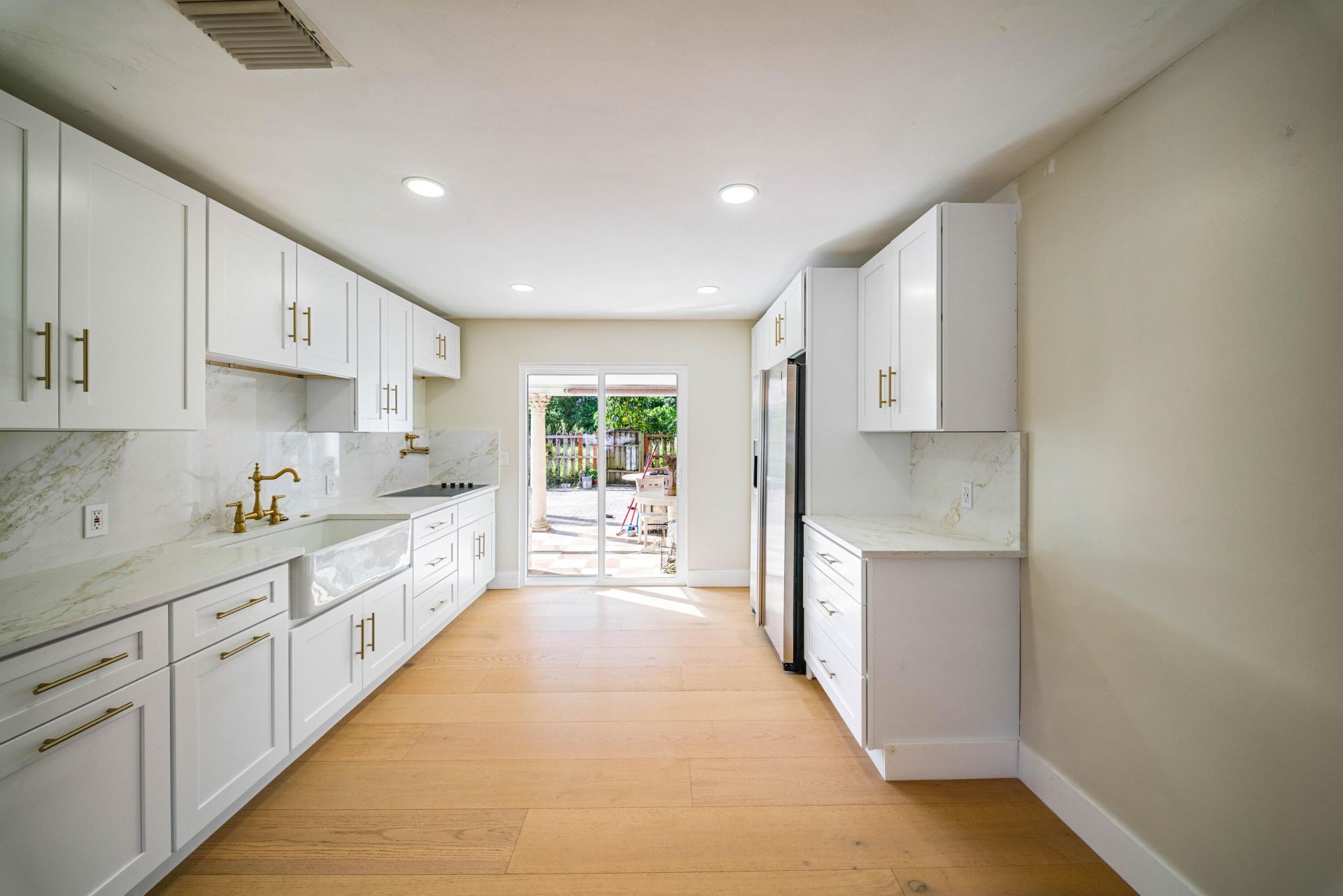 1020 Forest Court, West Palm Beach, FL 33405 Photo