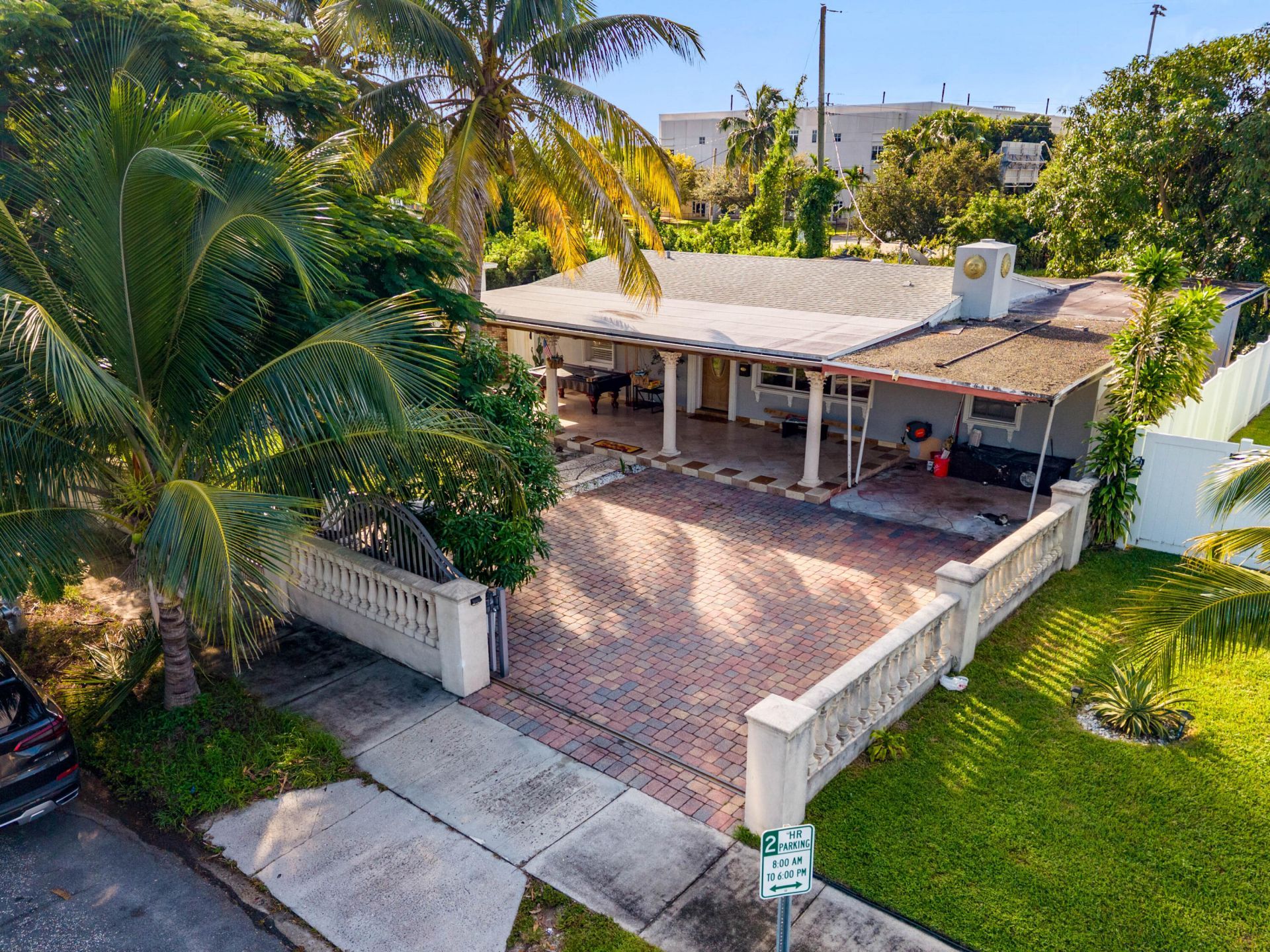 1020 Forest Court, West Palm Beach, FL 33405 Photo