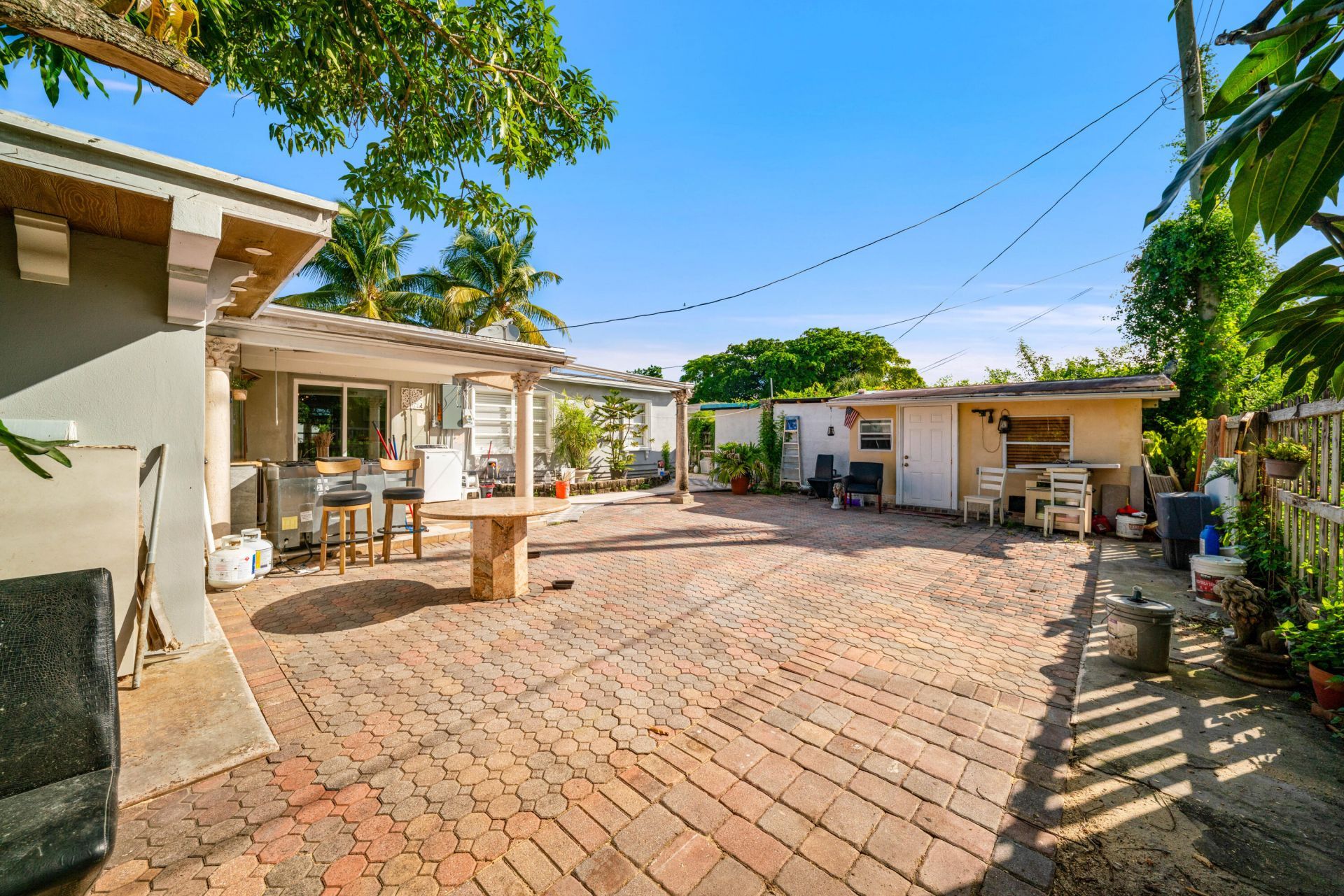 1020 Forest Court, West Palm Beach, FL 33405 Photo