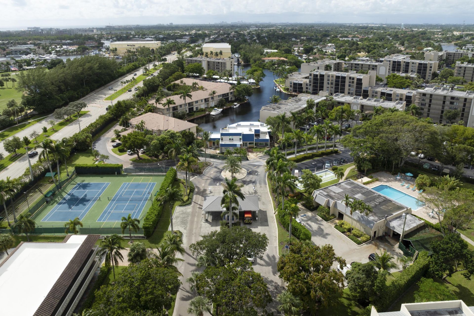 8 Royal Palm Way, Unit 2050, Boca Raton, FL 33432 Photo