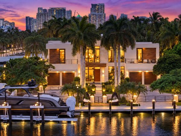 1 ROYAL PALM Drive, Fort Lauderdale, FL 33301