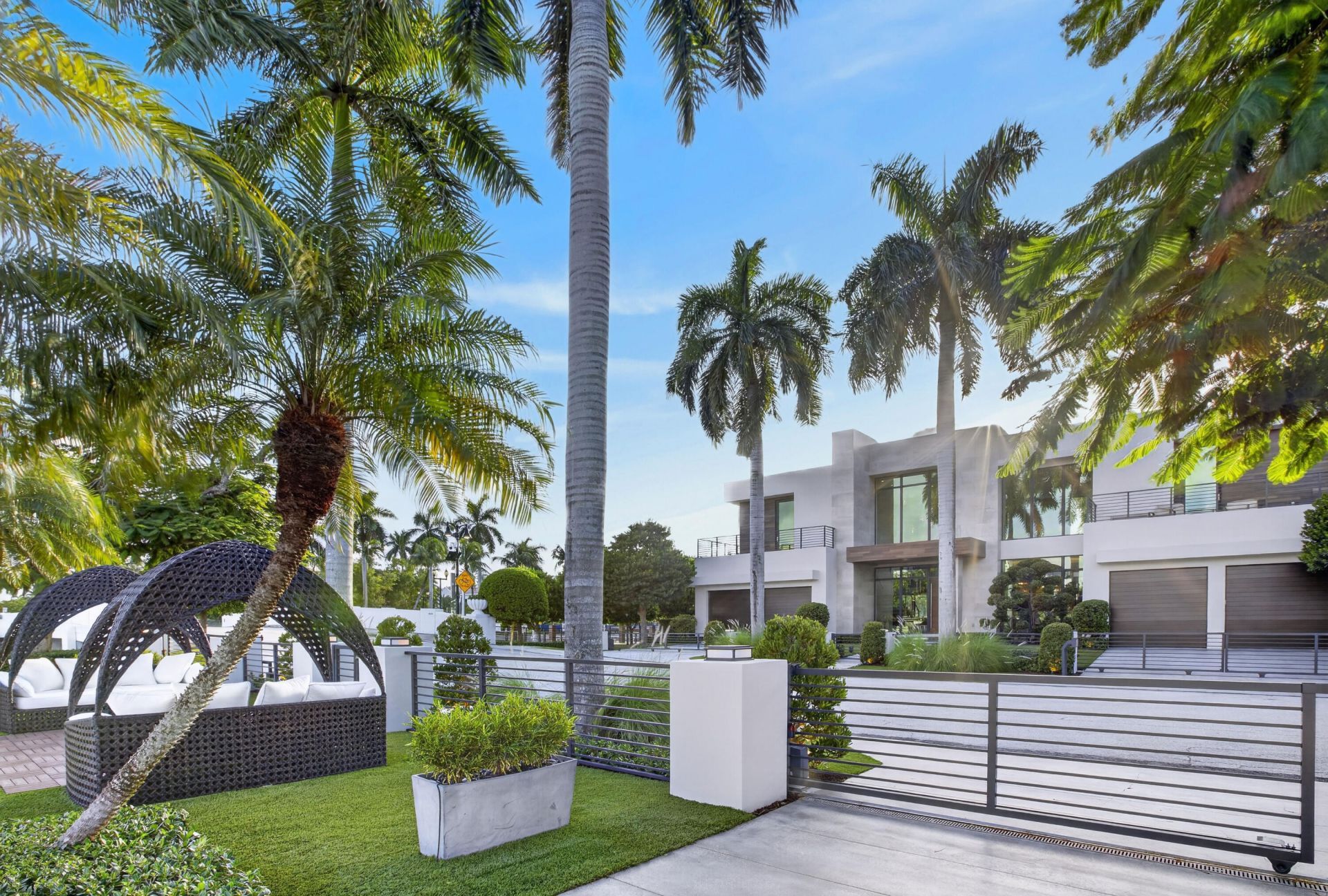 1 Royal Palm Drive, Fort Lauderdale, FL 33301 Photo