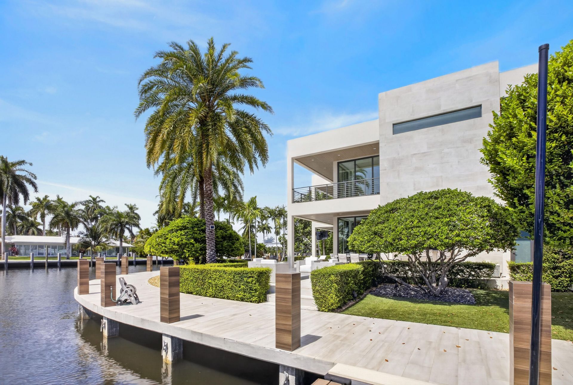 1 Royal Palm Drive, Fort Lauderdale, FL 33301 Photo