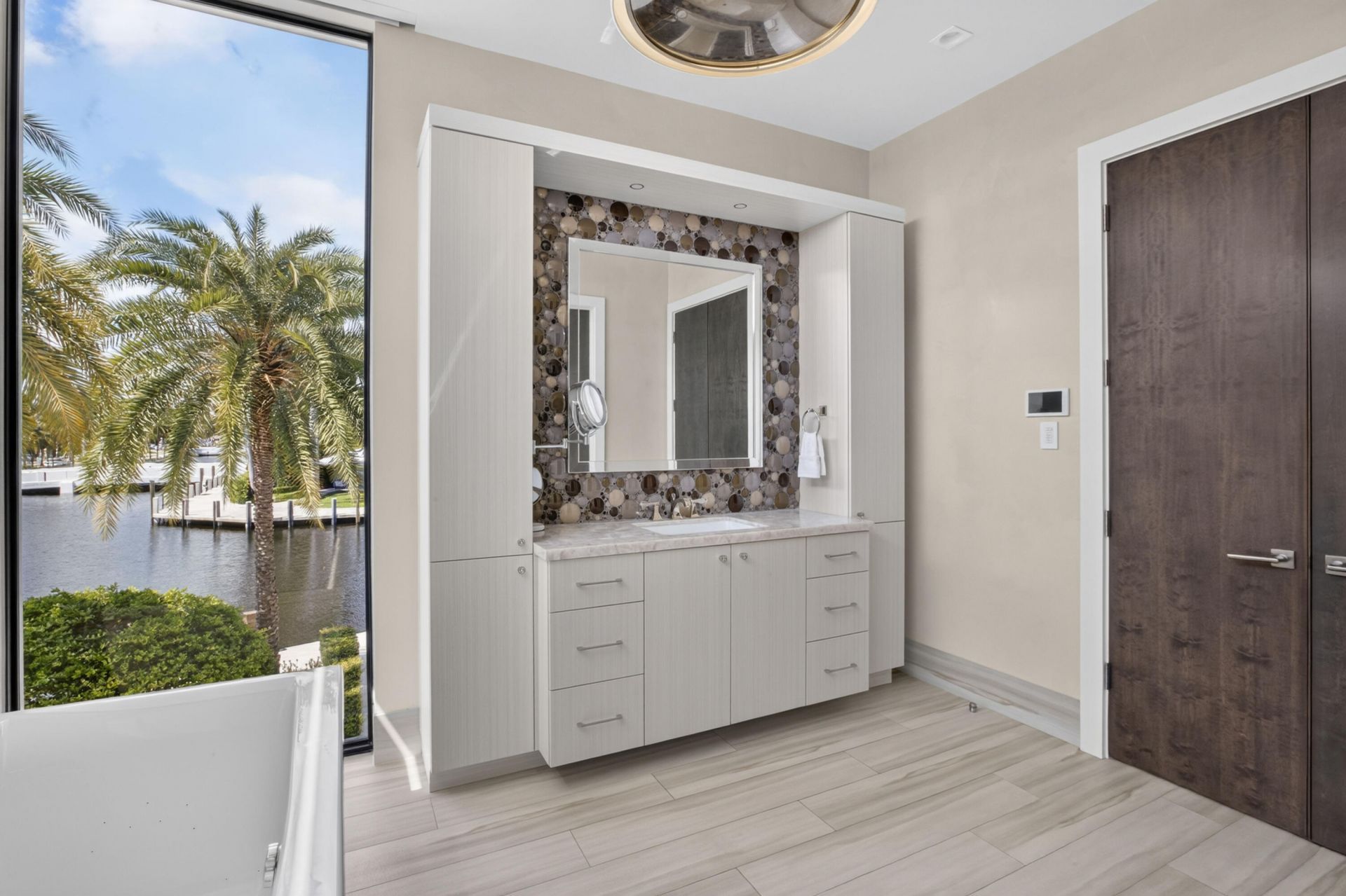 1 Royal Palm Drive, Fort Lauderdale, FL 33301 Photo