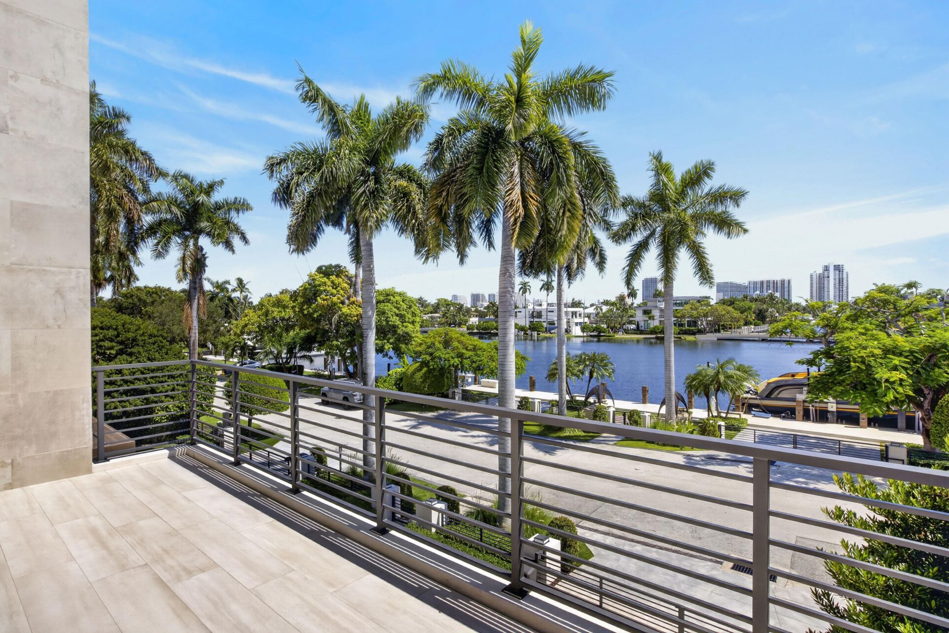 1 Royal Palm Drive, Fort Lauderdale, FL 33301 Photo