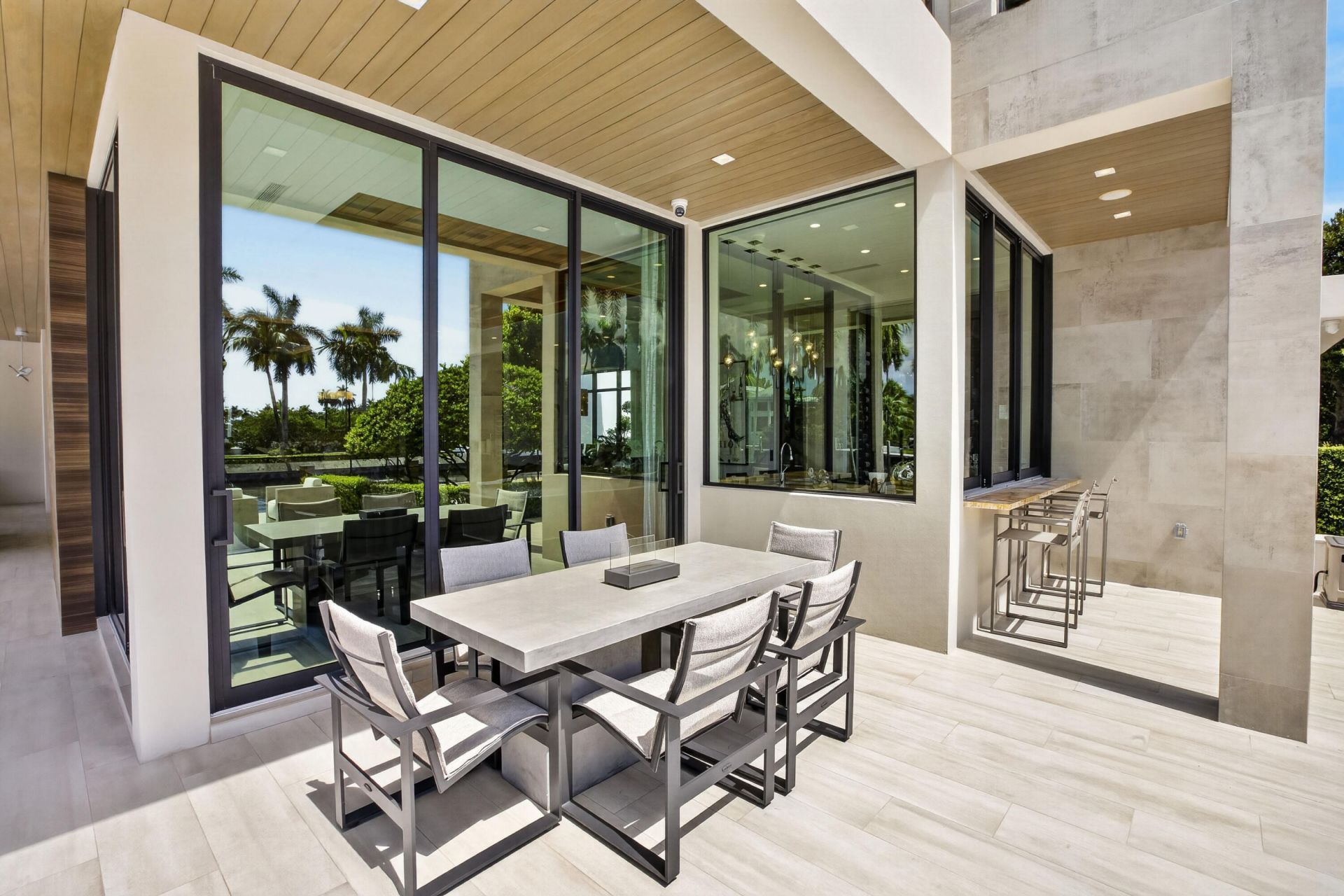 1 Royal Palm Drive, Fort Lauderdale, FL 33301 Photo