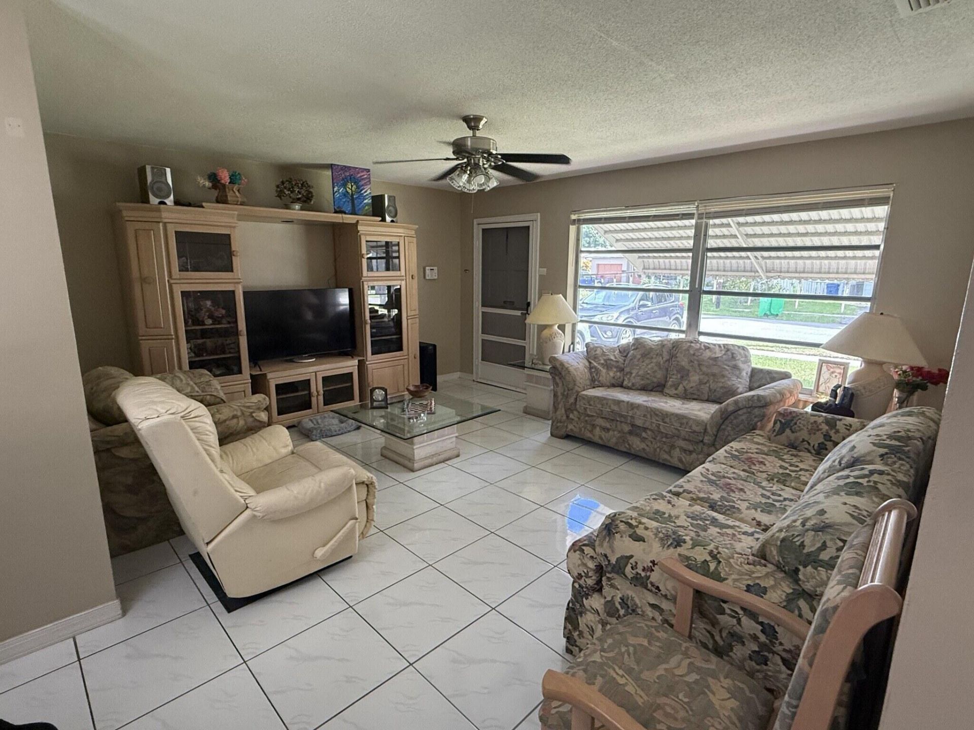 2287 NW 81st Avenue, Sunrise, FL 33322 Photo