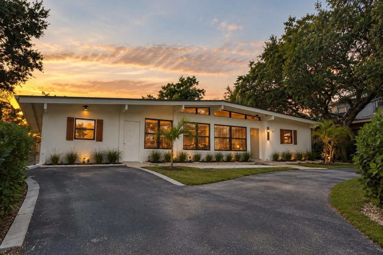 1944 NE Lake Place, Jensen Beach, FL 34957 Photo