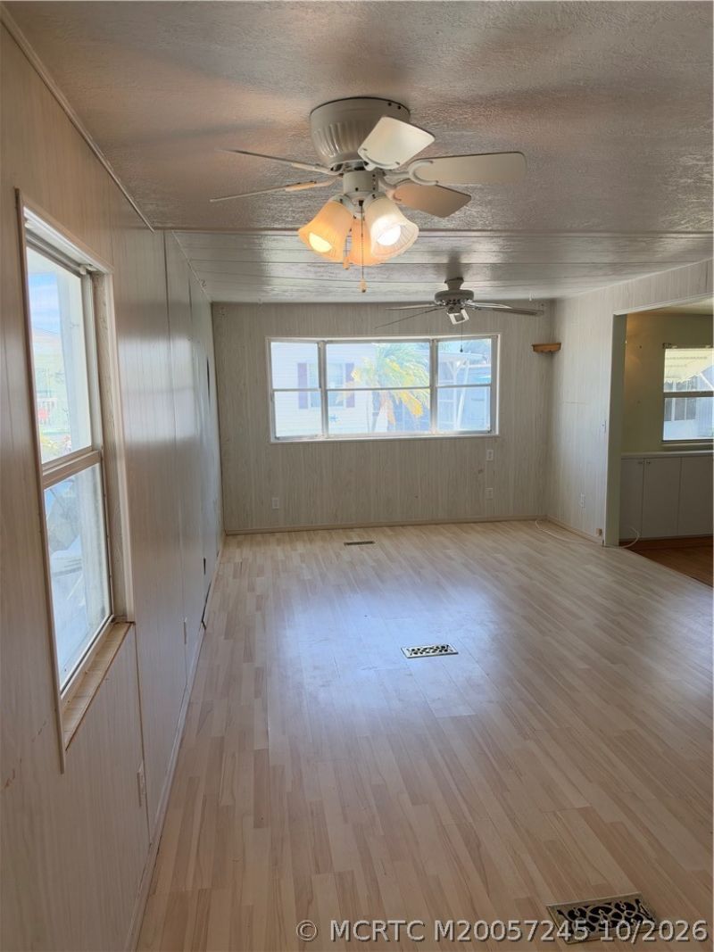 603 Tahiti Way Ne, Jensen Beach, FL 34957 Photo