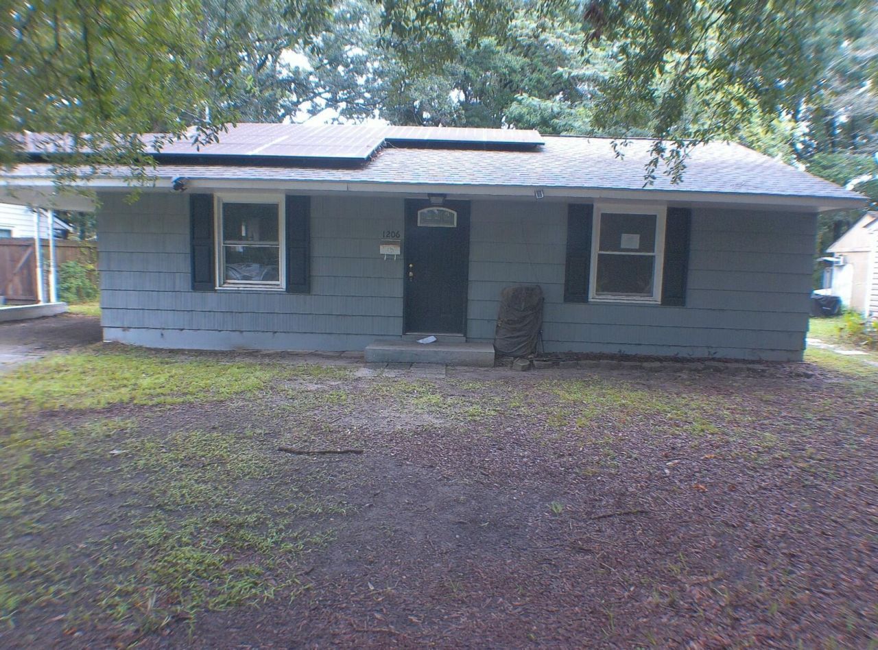 1206 Hawthorne Road Photo 1