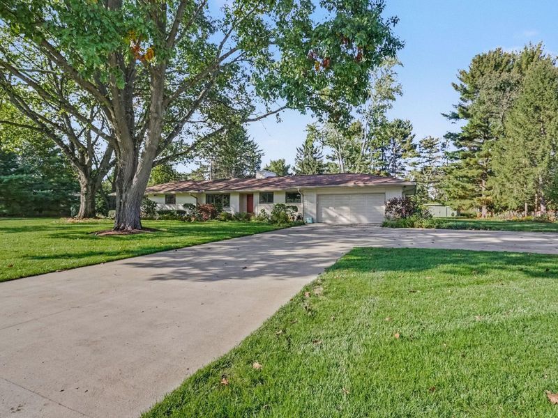 3120 Stoney Bridge Lane , Columbus, OH 43221 Photo 2