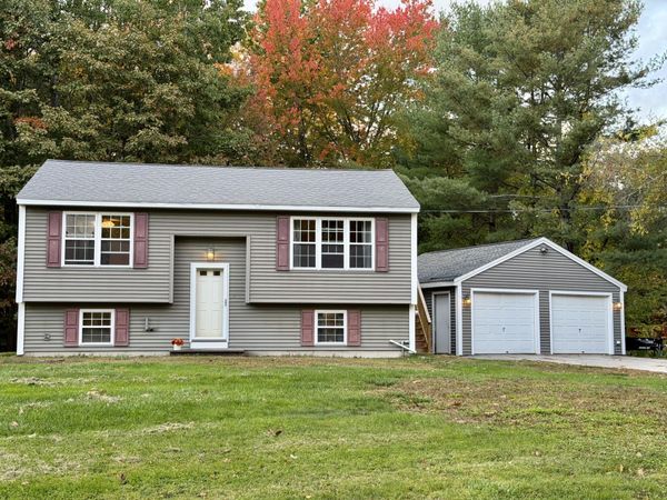 27 Pinkham Drive , Buxton, ME 04093