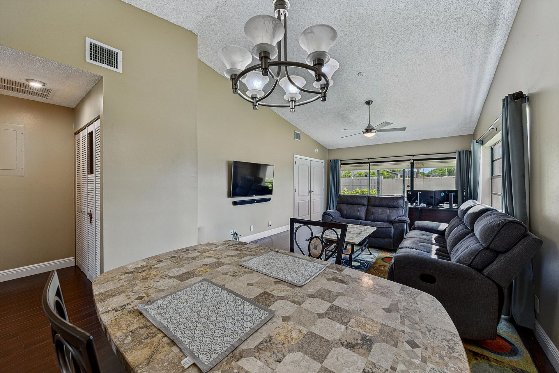 803 Banks Road, Margate, FL 33063 Photo