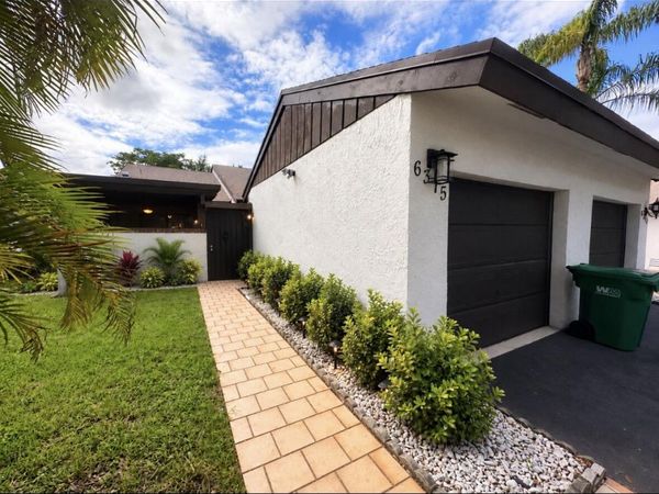 6375 PINEHURST Circle W, Unit D38, Tamarac, FL 33321