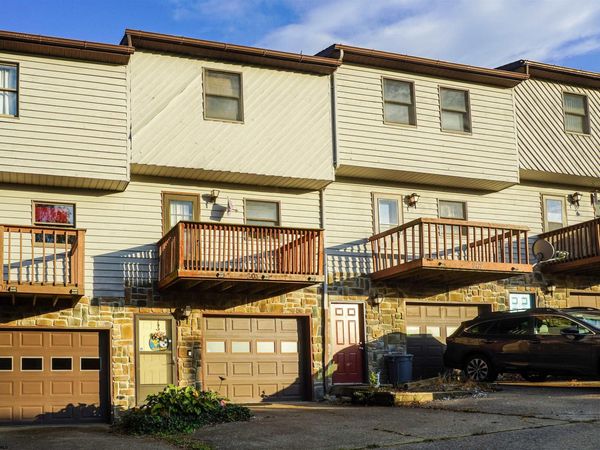 204 Cedarstone Drive, Morgantown, WV 26505