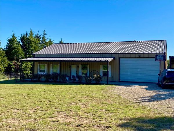 382 N Washburn Road, Bells, TX 75414