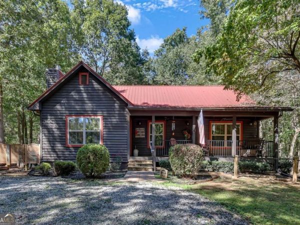 18 Shelter Cove Road, Cleveland, GA 30528