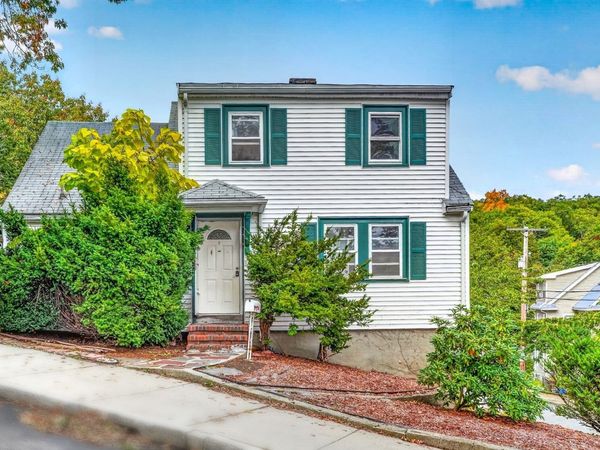 89 Dutton St, Malden, MA 02148