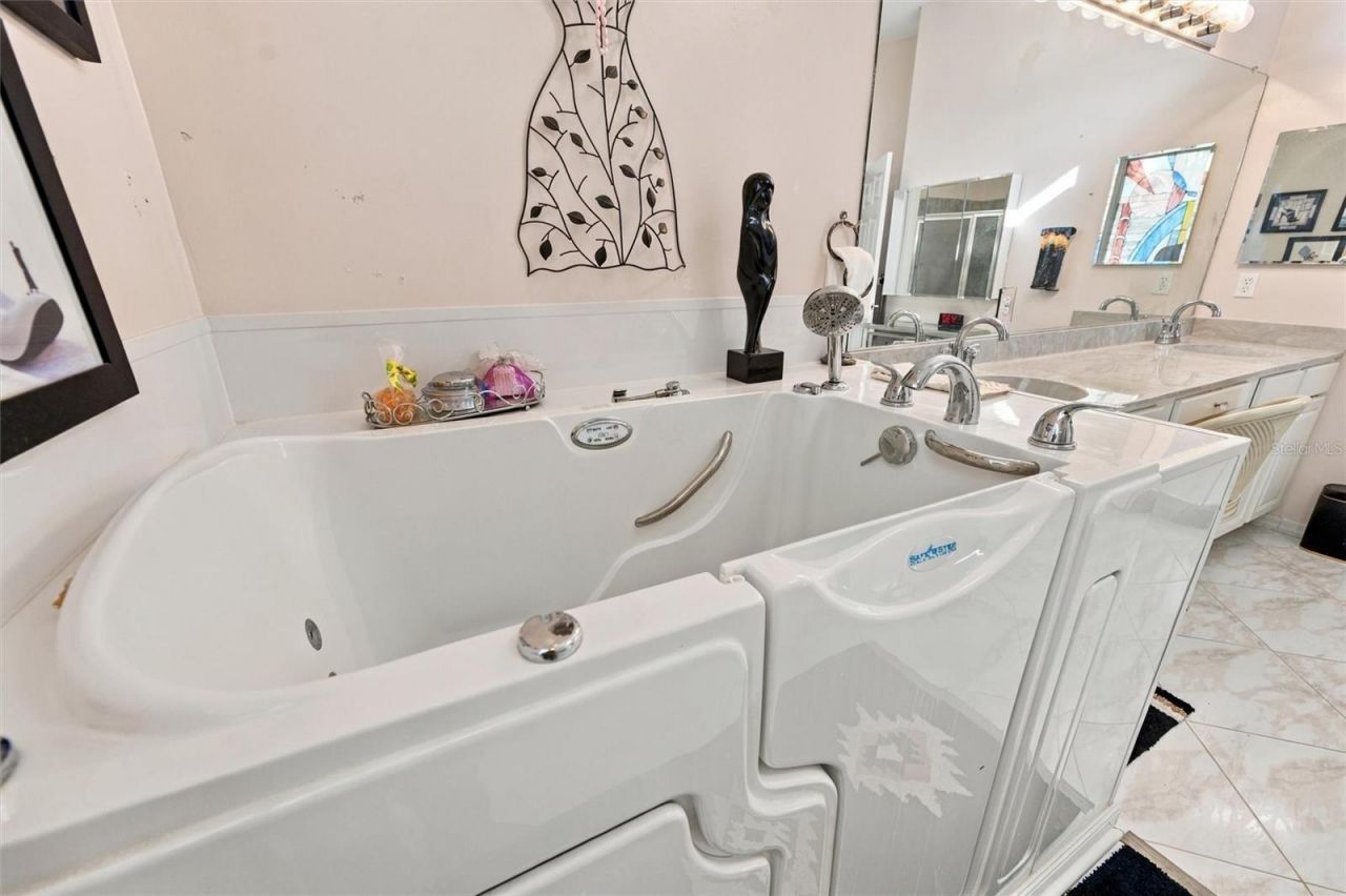 2223 Platinum Drive , Sun City Center, FL 33573 Photo