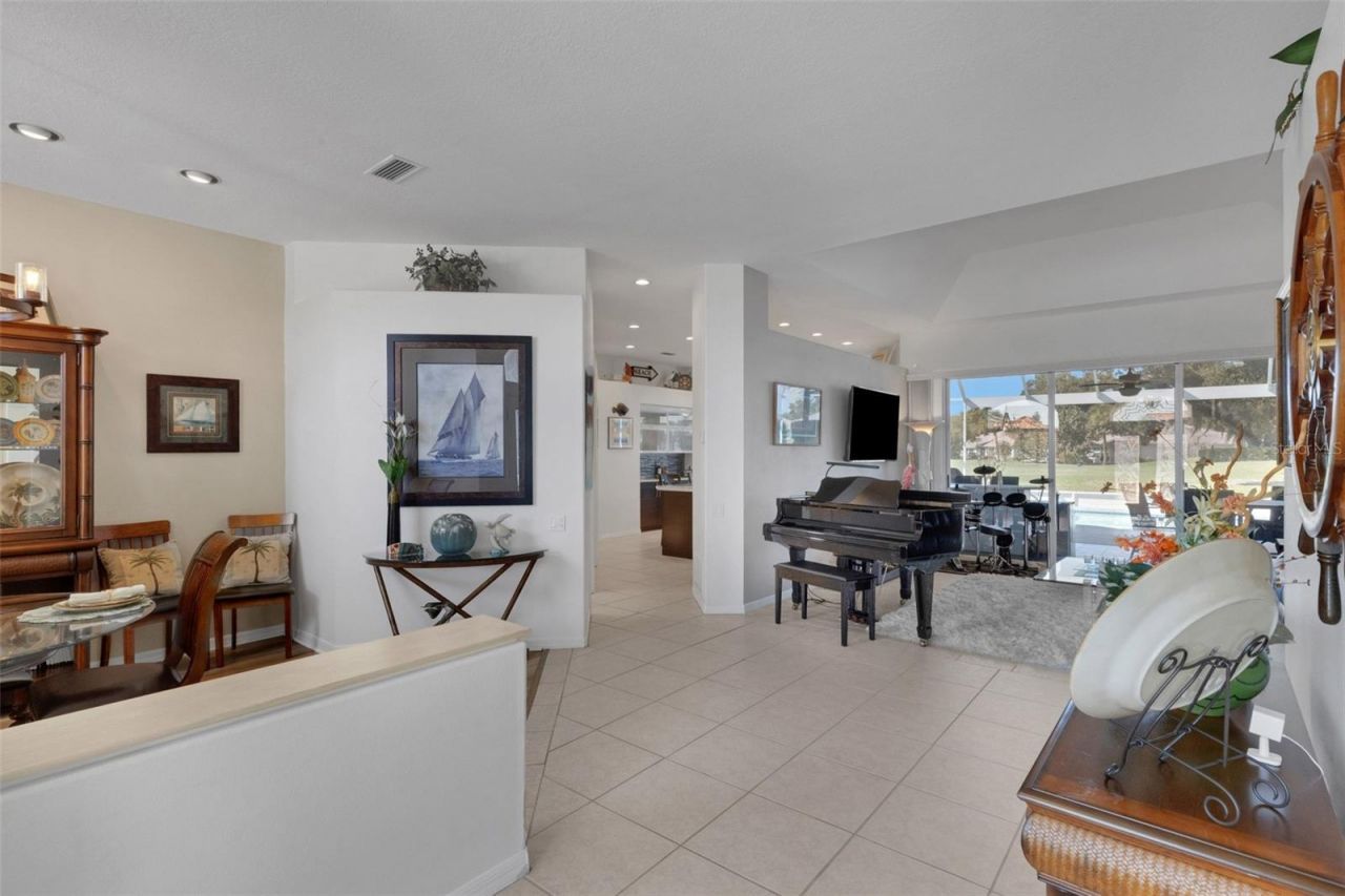 4806 Peridia Boulevard E, Bradenton, FL 34203 Photo
