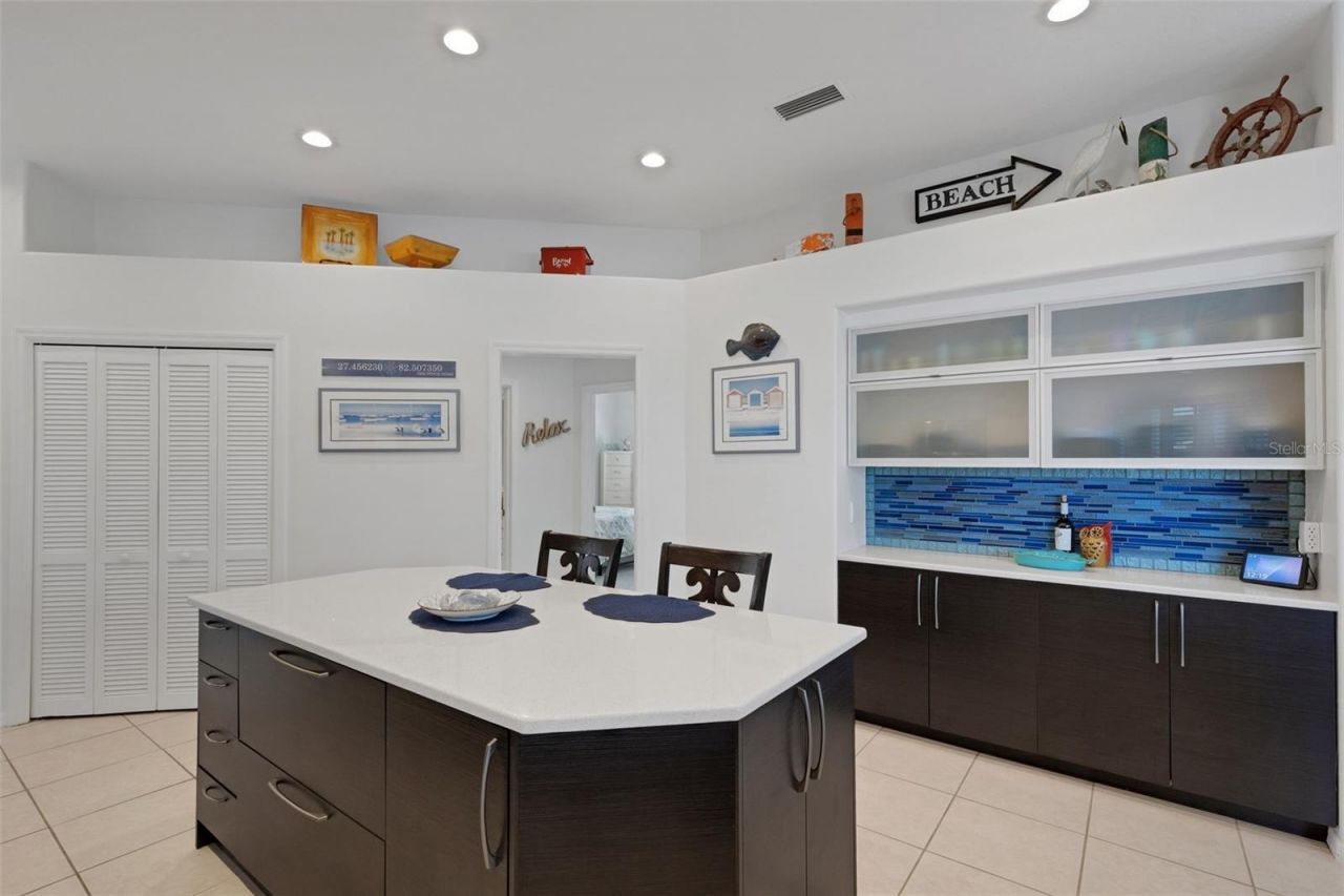 4806 Peridia Boulevard E, Bradenton, FL 34203 Photo