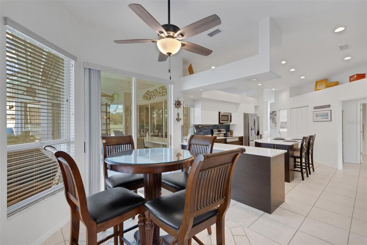 4806 Peridia Boulevard E, Bradenton, FL 34203 Photo