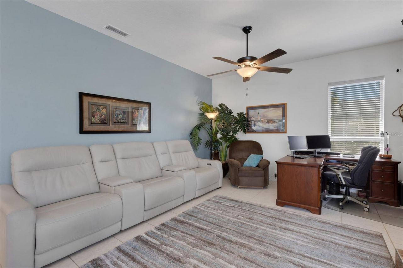 4806 Peridia Boulevard E, Bradenton, FL 34203 Photo
