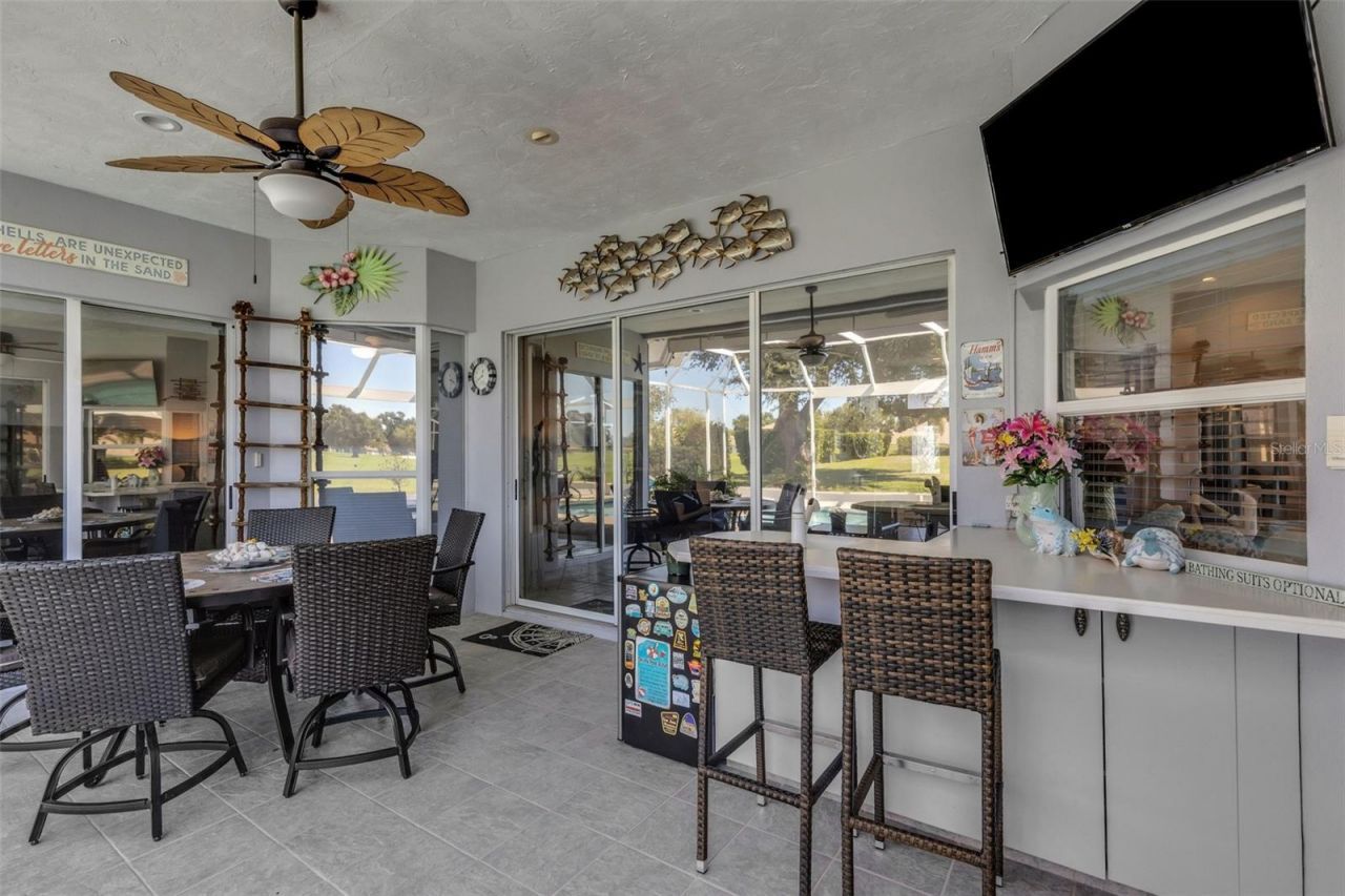 4806 Peridia Boulevard E, Bradenton, FL 34203 Photo