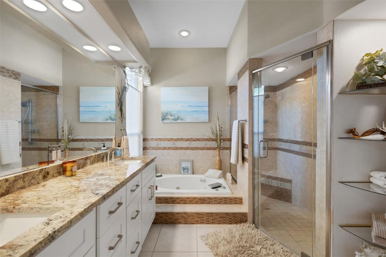 4806 Peridia Boulevard E, Bradenton, FL 34203 Photo