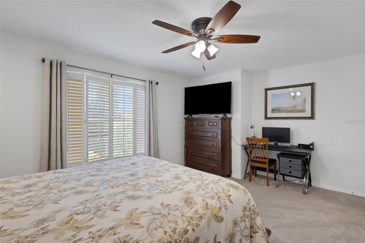 4806 Peridia Boulevard E, Bradenton, FL 34203 Photo