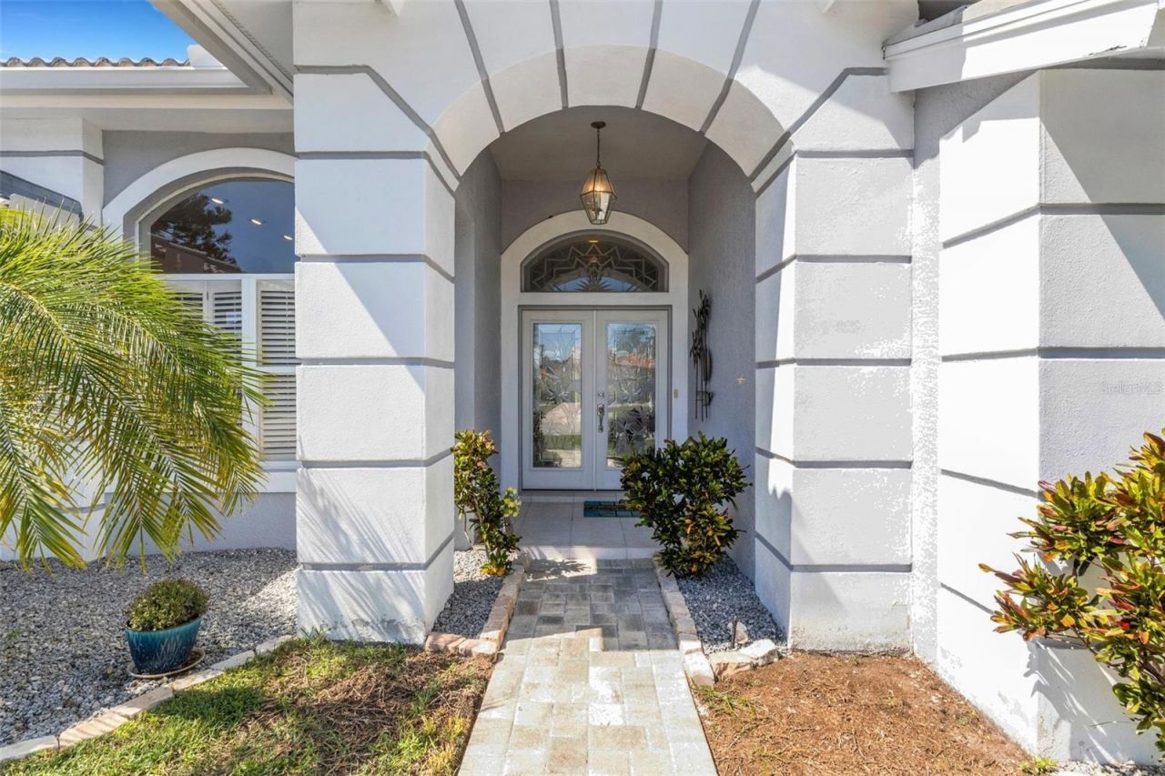 4806 Peridia Boulevard E, Bradenton, FL 34203 Photo