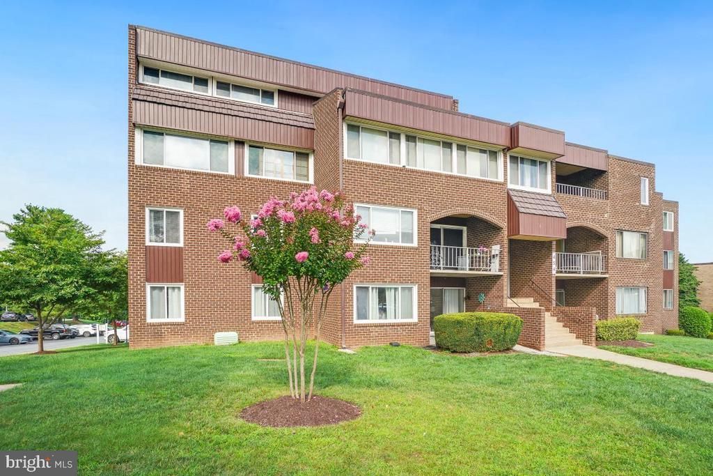 454 GIRARD STREET, GAITHERSBURG, MD 20877
