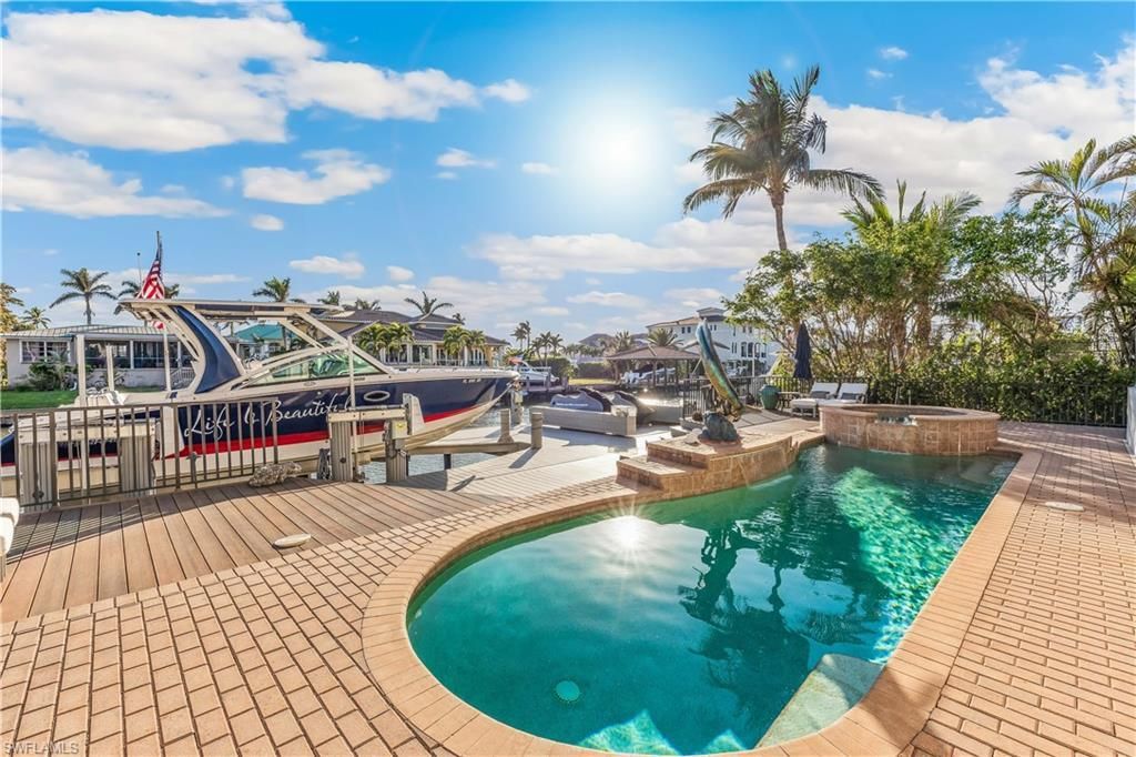 280 Egret Ave, Naples, FL 34108 Photo