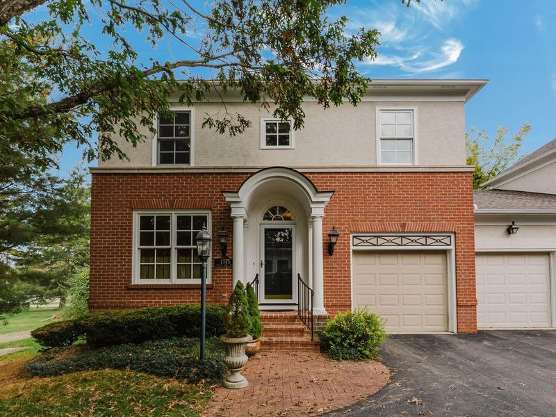1375 White Oak Lane, New Albany, OH 43054 Photo 1