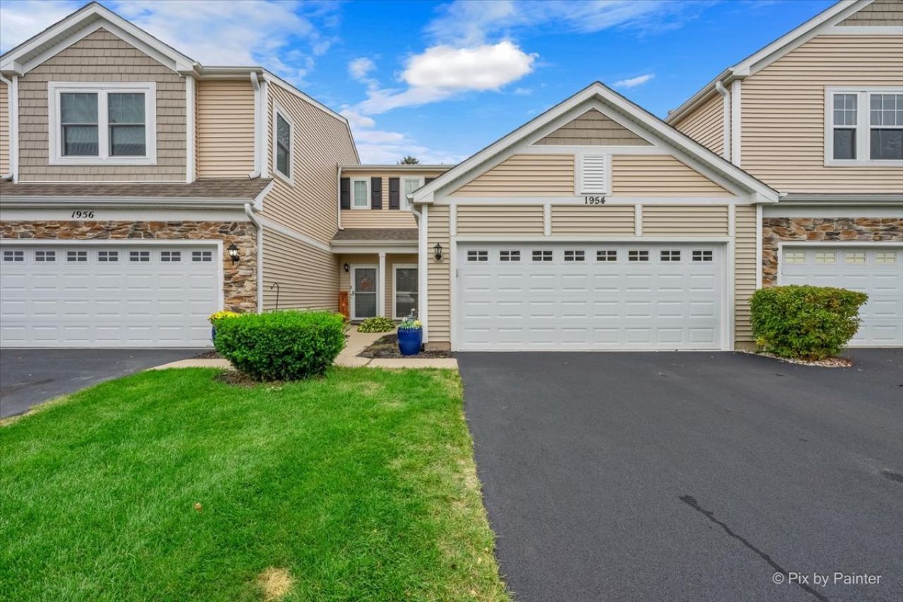1954 Cobblestone Drive, Carpentersville, IL 60110 Main Photo