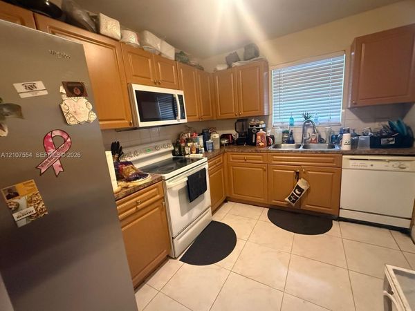 2832 Fillmore St , Unit 15, Hollywood, FL 33020