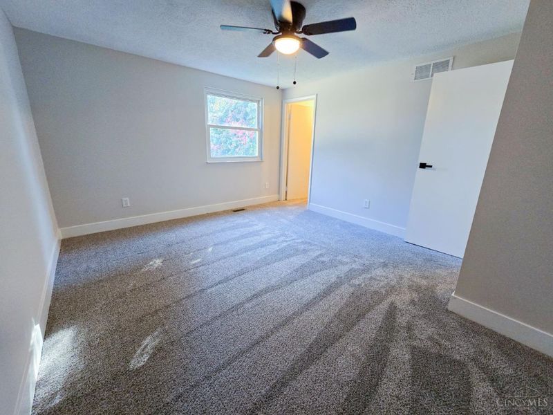 4189 Edinburgh Drive, Union Township, OH 45245 Photo 8