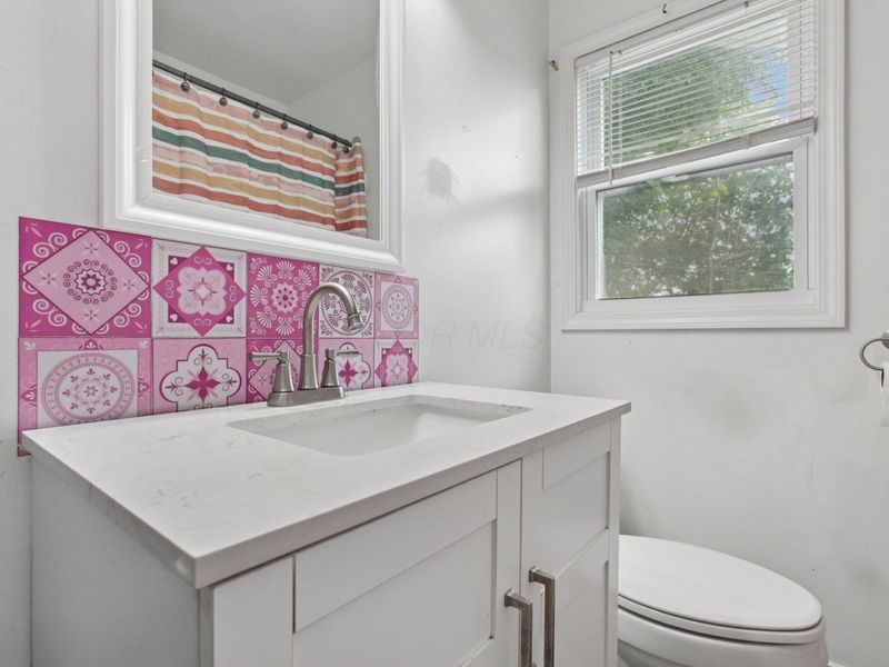 706 S Wheatland Avenue , Columbus, OH 43204 Photo 18