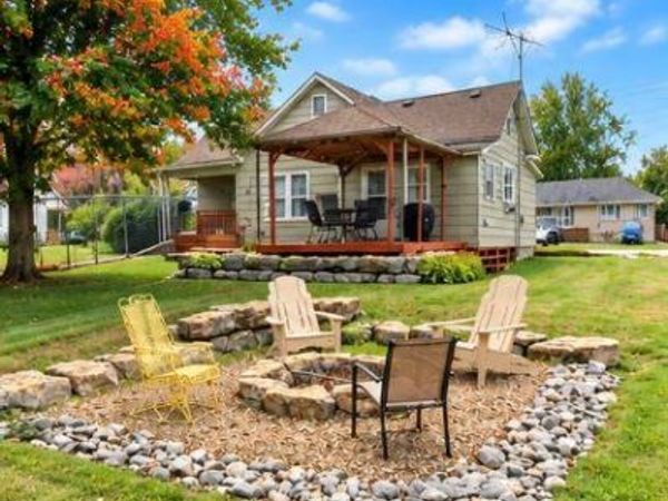 111 S Pine Street, Gallatin, MO 64640