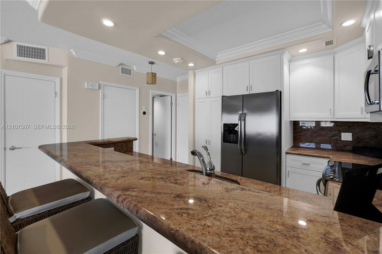 133 N Pompano Beach Blvd , Unit PH-6, Pompano Beach, FL 33062 Photo