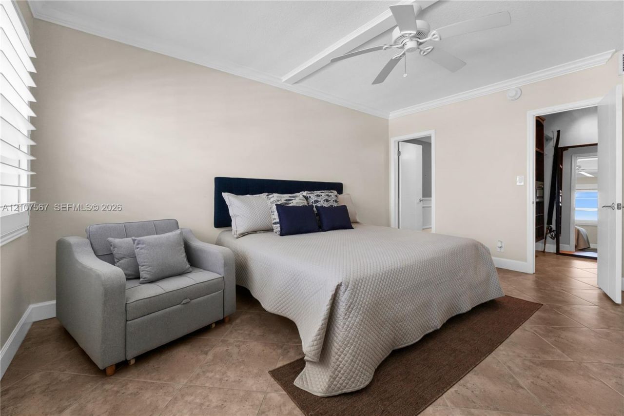 133 N Pompano Beach Blvd , Unit PH-6, Pompano Beach, FL 33062 Photo