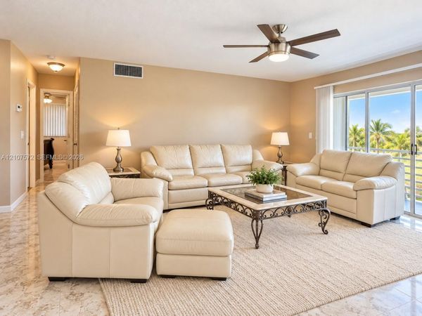1425 Atlantic Shores Blvd , Unit 501, Hallandale Beach, FL 33009