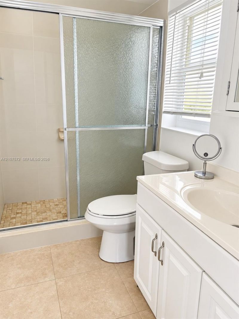 1425 Atlantic Shores Blvd , Unit 501, Hallandale Beach, FL 33009 Photo